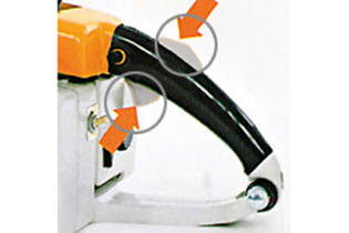 1971: New throttle lever lock, and STIHL goes orange