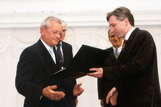 2003: Award for Hans Peter Stihl